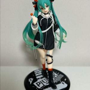 하츠네미쿠 패션 펑크 피규어