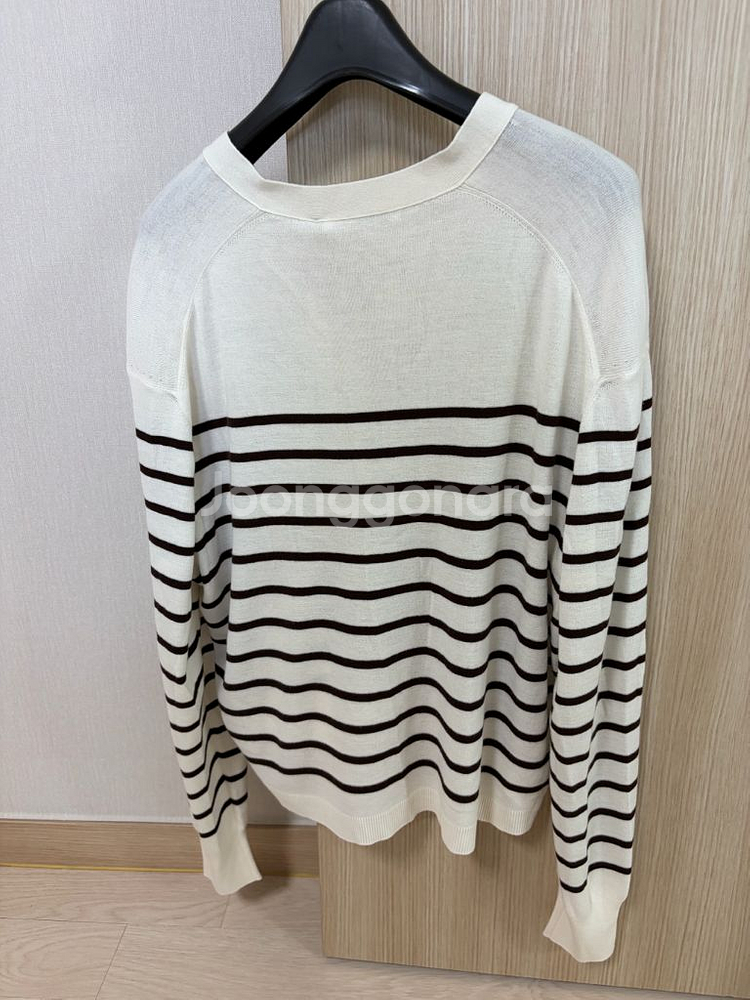 더캐시미어 울 브이넥 스트라이트 니트 가디건 새상품--7