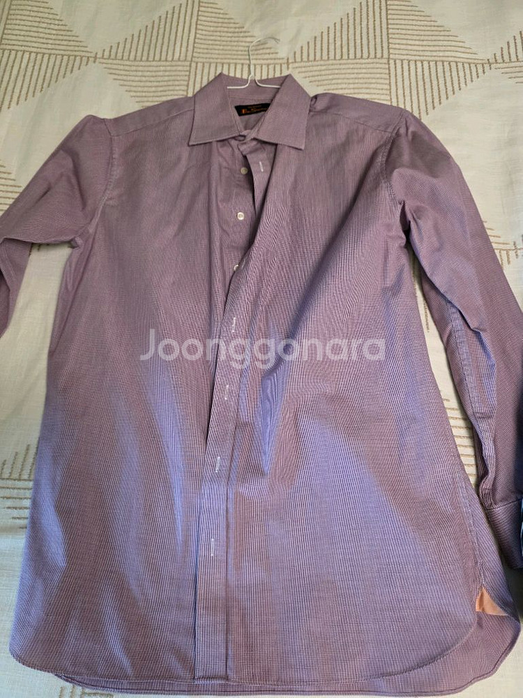 보라색셔츠 과 블루스셔츠--1