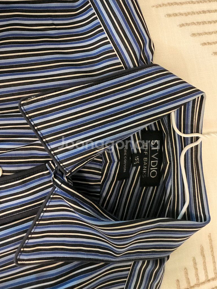 보라색셔츠 과 블루스셔츠--5