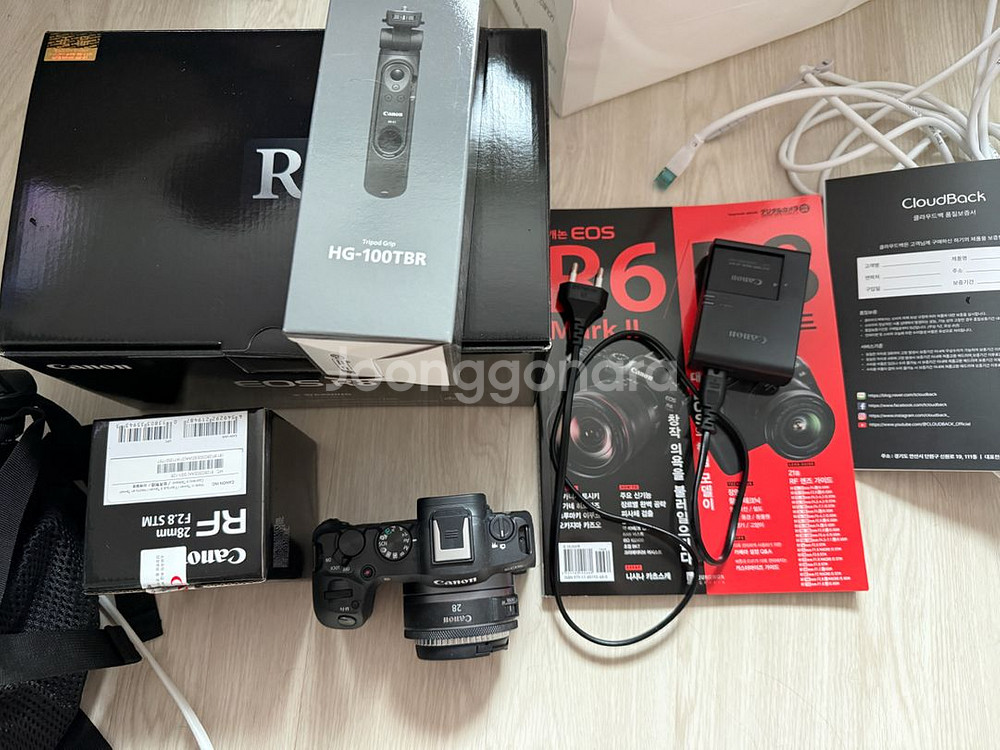 캐논 EOS R8 + RF 28mm F2.8--1