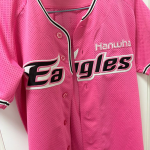 한화이글스 2016 핫핑크 유니폼 90사이즈 판매합니다