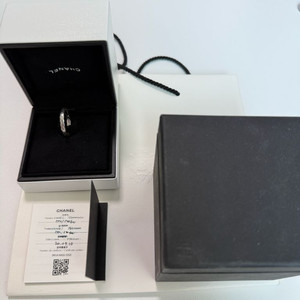 샤넬 코코크러쉬 미니 62호 화이트골드