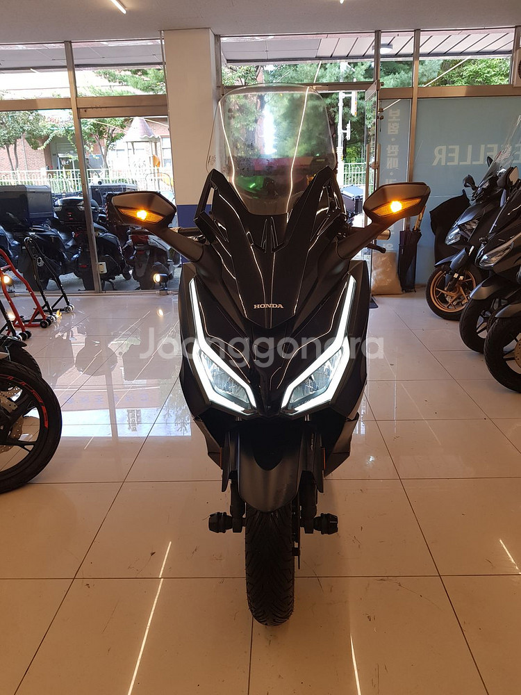 23년식 포르자350 상태 최상--0