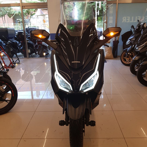 23년식 포르자350 상태 최상