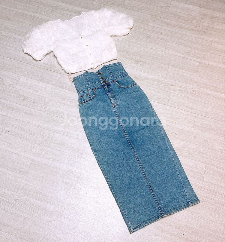 새상품 > 블라우스 스커트 셋업 S/55 사이즈--0