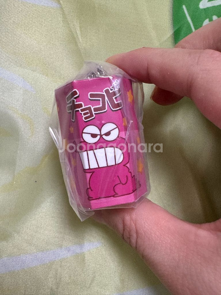 짱구 딸기 초코비 키링 가챠--1