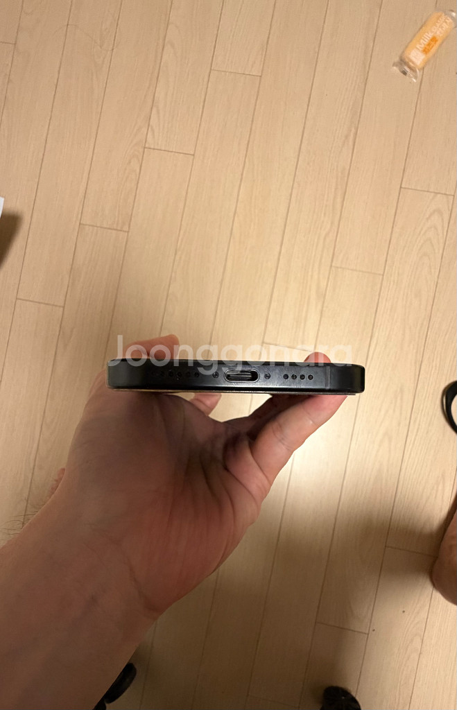 아이폰 16 Pro Max 256gb 애플케어 판매해요--3