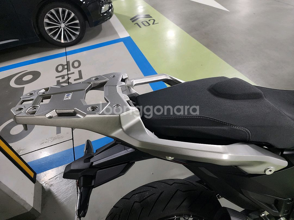 혼다 엑드방750 순정 리어캐리어판매합니다.--1