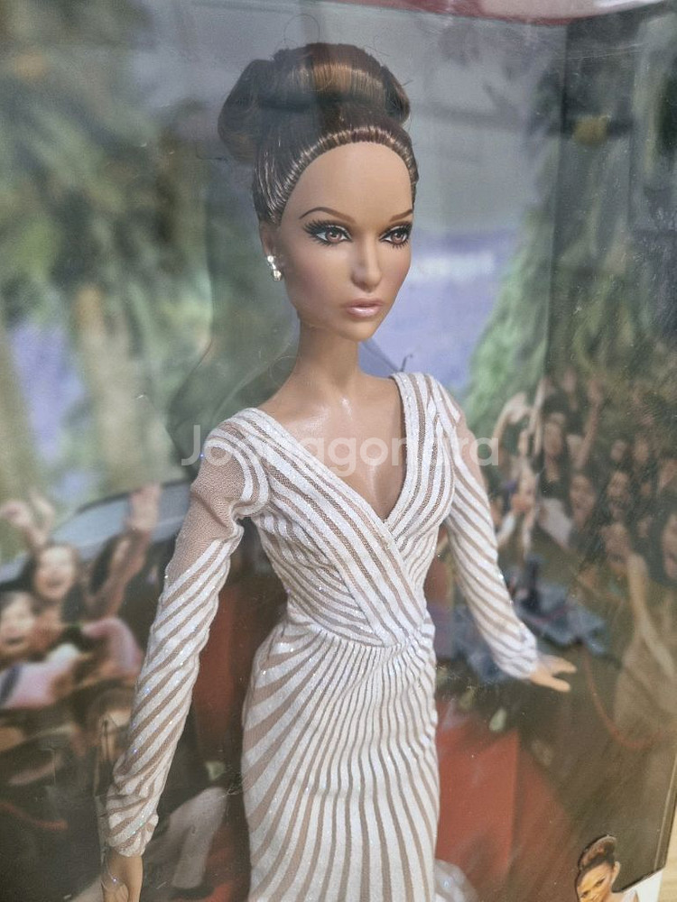 2013마텔 제니퍼 로페즈 바비 인형--0