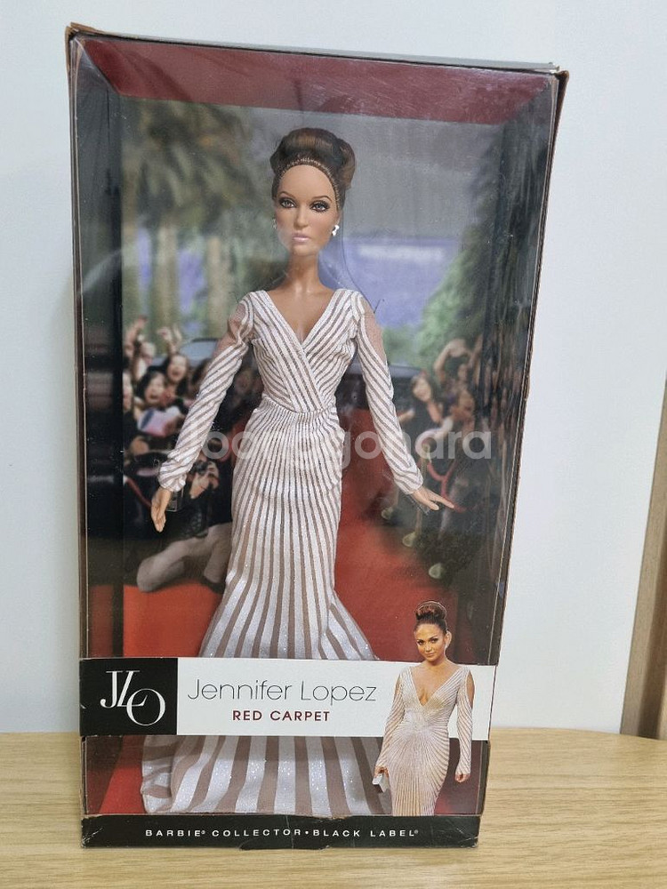 2013마텔 제니퍼 로페즈 바비 인형--2