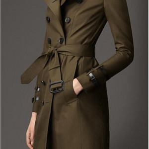 (정품/새상품급) 버버리 트렌치코트