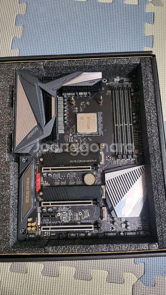 5950X 보증(0), X570어로스마스터 팝니다--1