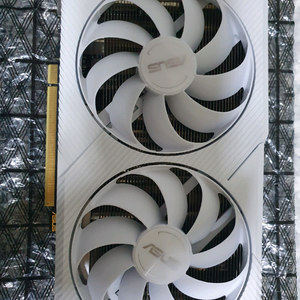 asus rtx 3060 12g 화이트 팝니다