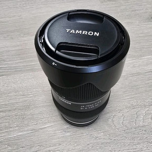 탐론 28-75 G2렌즈 소니FE마운트 팝니다.