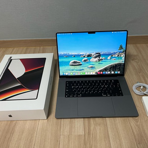 맥북프로 M1 Max Ram 64GB, SSD 1TB