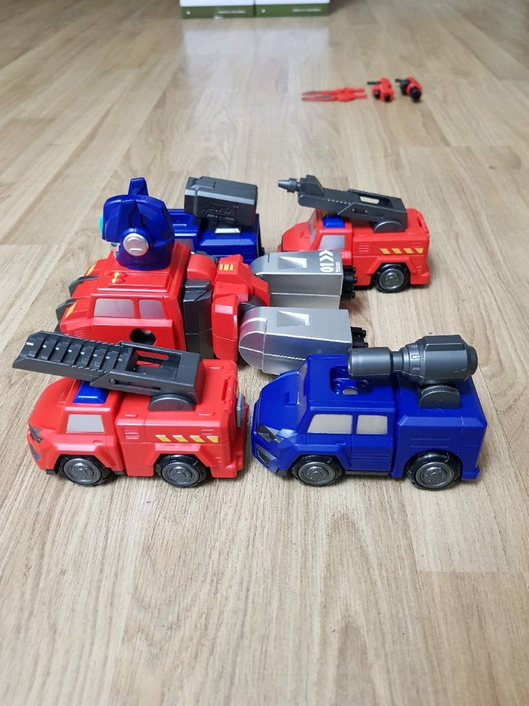 변신 합체 로보트--7