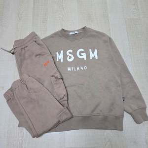 10A MSGM키즈 기모 스웨트셔츠 맨투맨 셋트