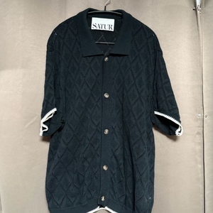 세터 SATUR 하프 니트 셔츠 L사이즈