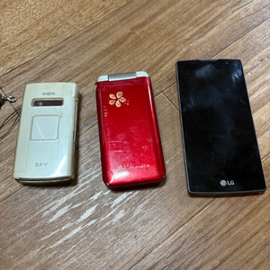 부품용 핸드폰 3개