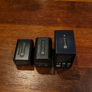 소니 캠코더용 정품배터리 FV시리즈 3종.