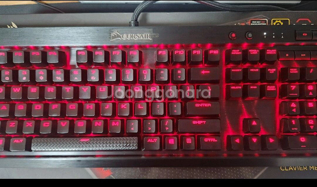 커세어 k70 lux 갈축 키보드--1