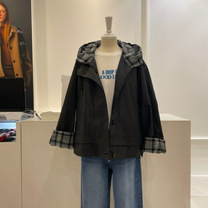 스튜디오 톰보이 블랙 코티드 후드 점퍼