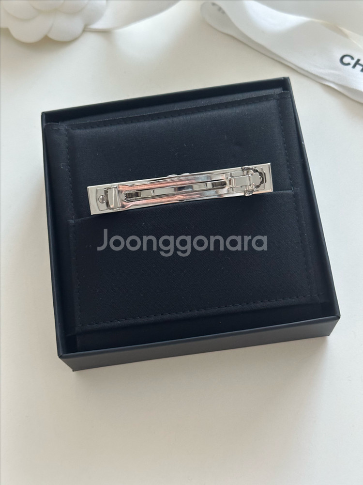 샤넬 데님 헤어핀 턴락 cc로고 실버 은장 1회 착용1--5