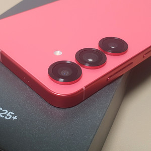 갤럭시 S25+ 256GB 자급제 코랄레드