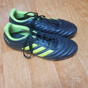 아디다스 축구화 급처
