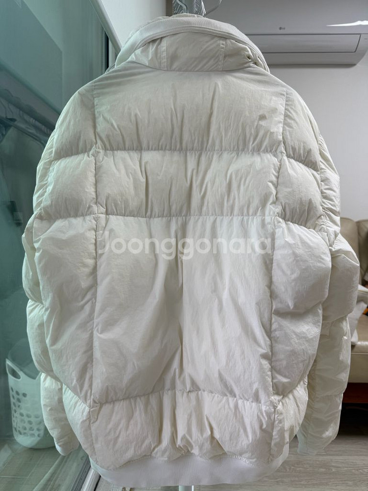 스톤아일랜드 클링클랩스 18FW 숏패딩 화이트 (L)--2