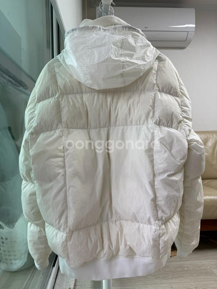 스톤아일랜드 클링클랩스 18FW 숏패딩 화이트 (L)--3