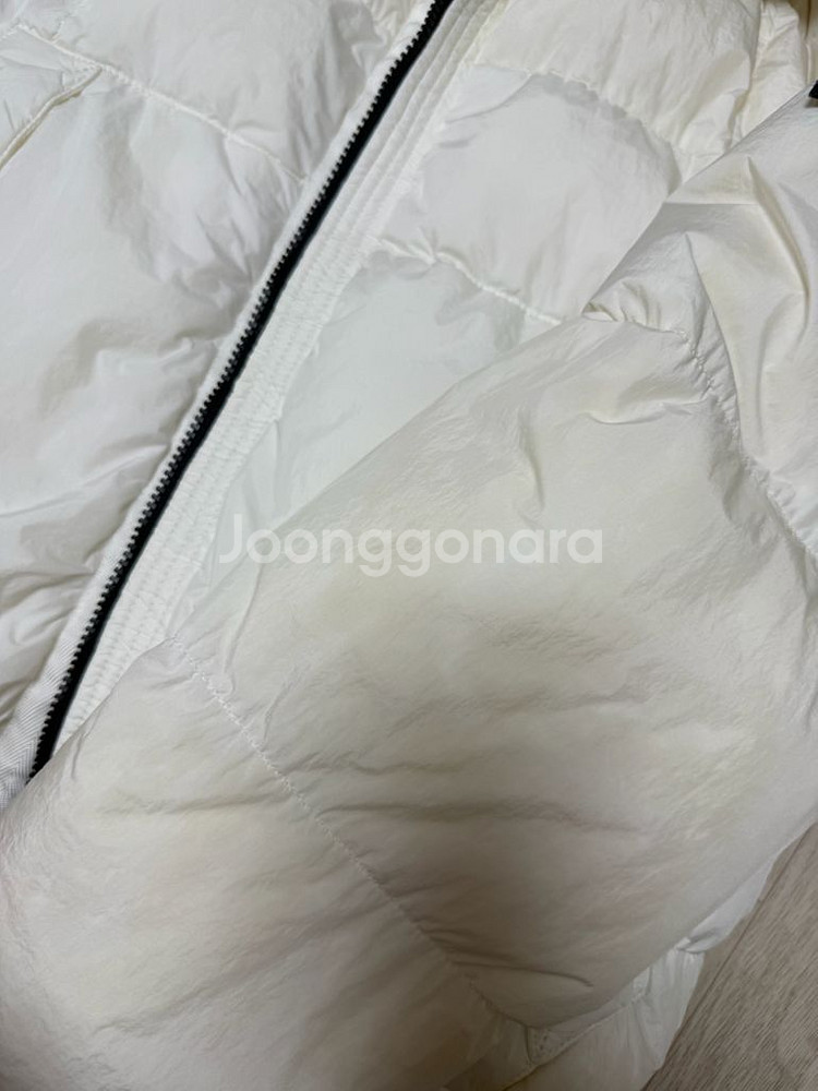 스톤아일랜드 클링클랩스 18FW 숏패딩 화이트 (L)--9