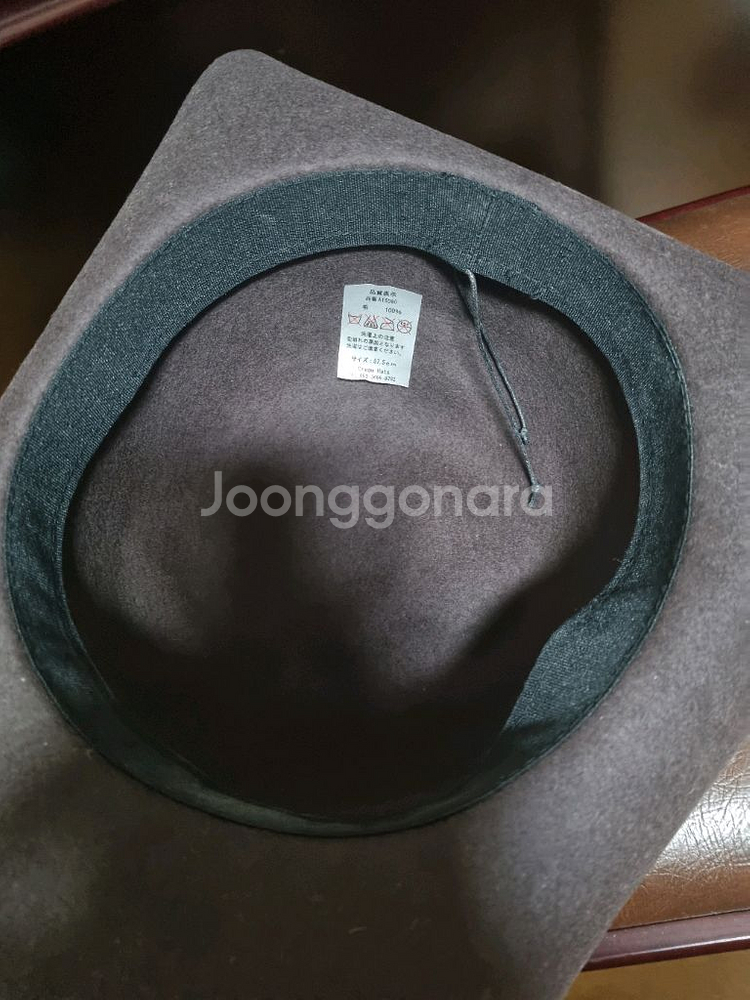 여성 털모자 베이지 미착용--2