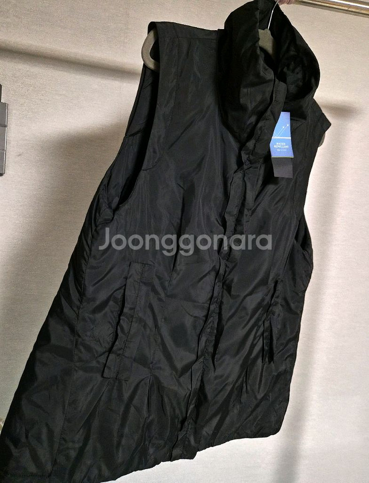 (새상품 택 O)66) 타하리 경량 패딩 조끼--1