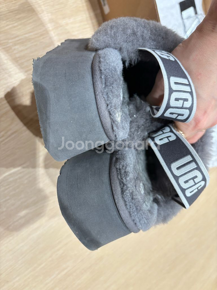 어그 펀케트 240mm 사이즈7--4