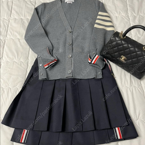 톰브라운 네이비 플리츠 스커트(백화점판)