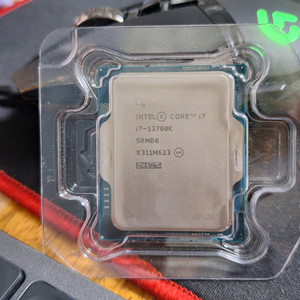 인텔 i7 13700K CPU 판매