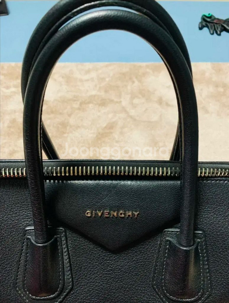 지방시 안티고나 라지 블랙 판매--2