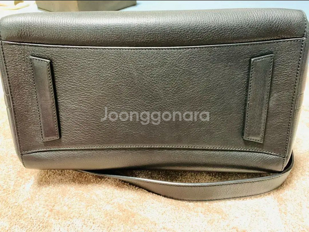 지방시 안티고나 라지 블랙 판매--7