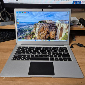 점퍼 EZbook 3 pro 13인치 FHD 노트북