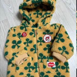 베베드피노 래리 클로버 뽀글이 점퍼 100