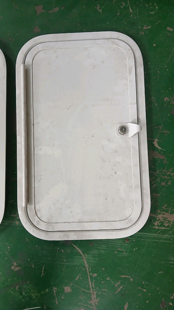 캠핑카, 카라반 전용 서비스도어 미사용품 이미지