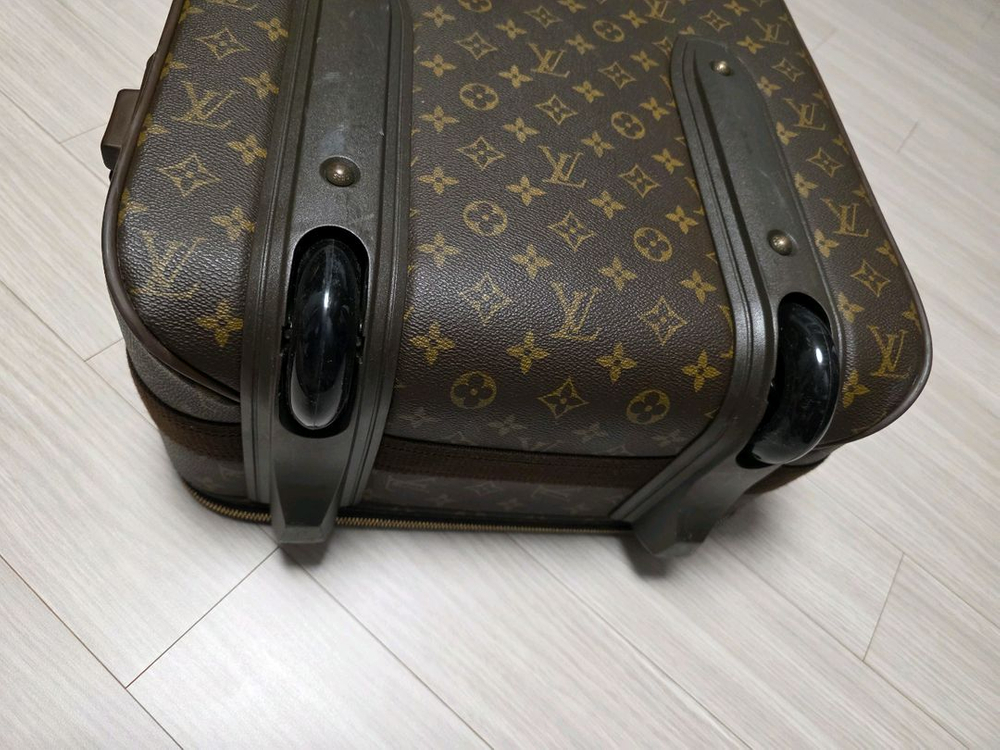 루이비통 기내용 캐리어 이미지