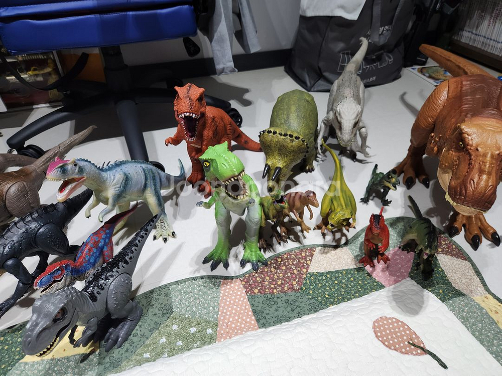 공룡장난감 일괄(택포)--1