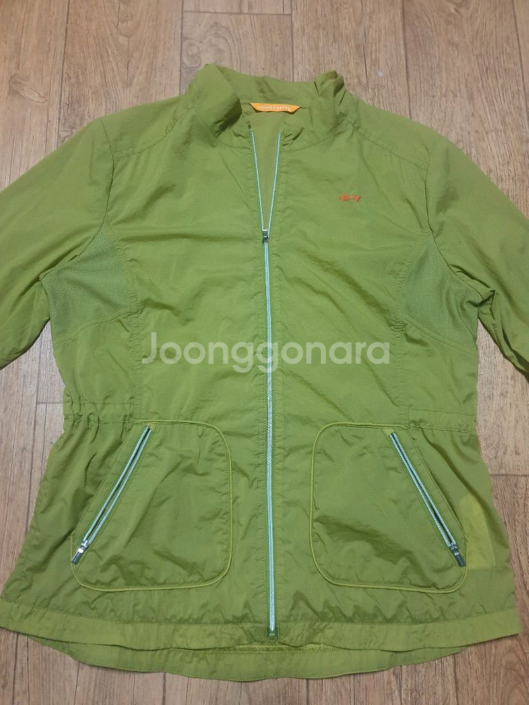 루이까스텔 골프 바람막이 95 사이즈입니다--0