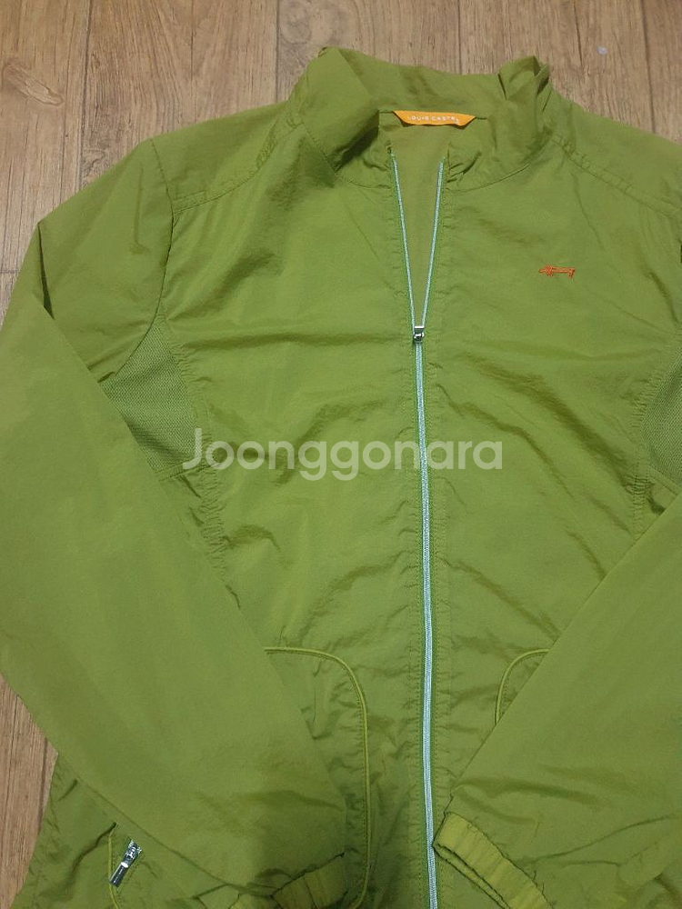 루이까스텔 골프 바람막이 95 사이즈입니다--3