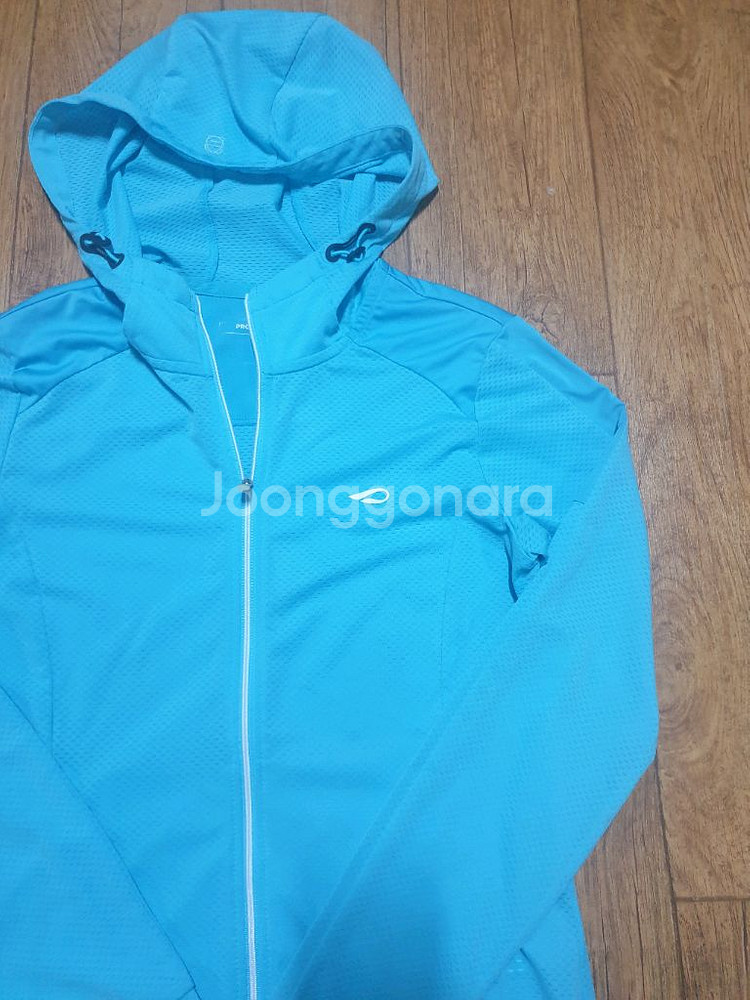 프로스펙스 기능성 후드집업 90 사이즈입니다--2