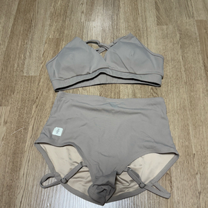 핫한폴웨어 그루브 랩탑, 가터쇼츠 세트