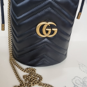 구찌 미니 버킷백